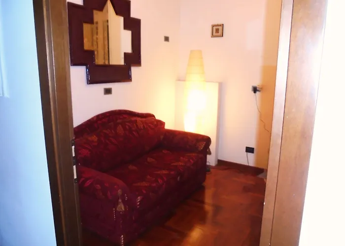 Max House Roma