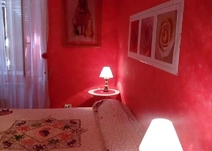 Max House 2*